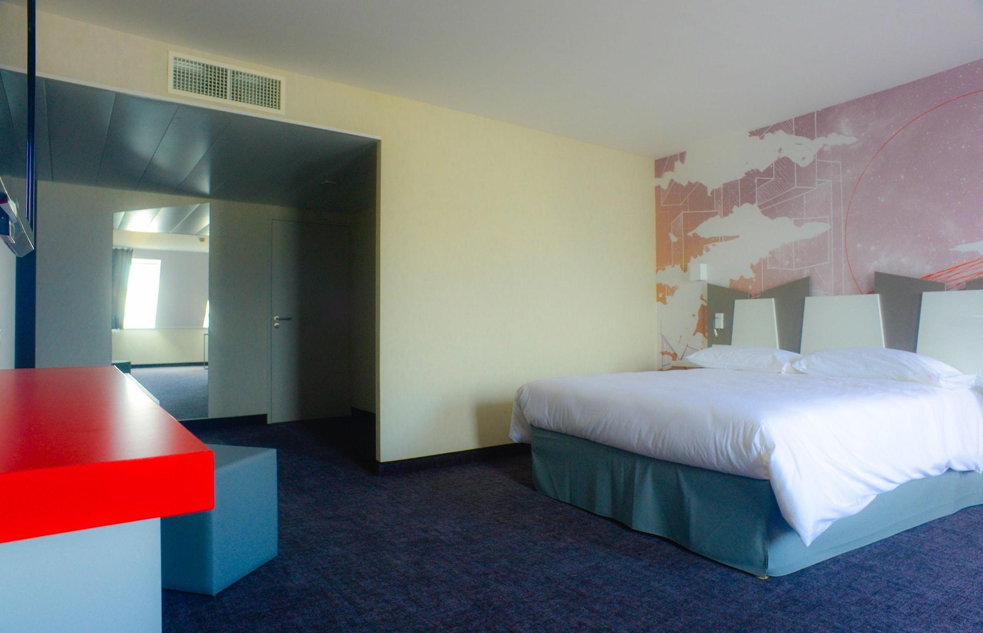 Ibis Styles Poitiers Centre Hotel Exterior photo